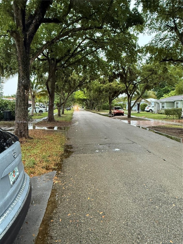 1031 NE 142nd St, North Miami, FL 33161 - photo 6