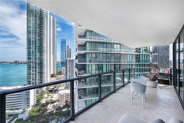 650 NE 32nd St Unit 2101, Miami, FL 33137 - photo 2
