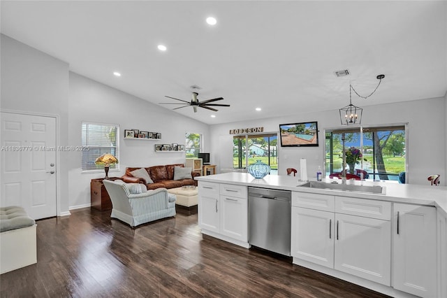 2083 E Discovery Cir E, Deerfield Beach, FL 33442 - photo 40