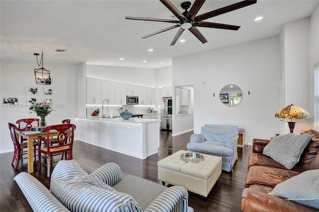 2083 E Discovery Cir E, Deerfield Beach, FL 33442 - photo 49