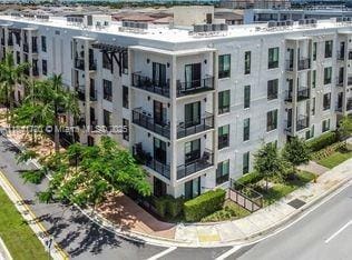 8265 NW 41st St Unit C-202, Doral, FL 33166 - photo 1