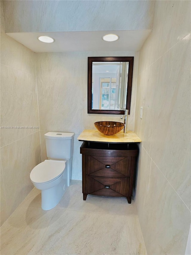 9083 Dupont Pl, Wellington, FL 33414 - photo 6