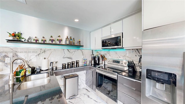 1520 NW 93rd St, Miami, FL 33147 - photo 23