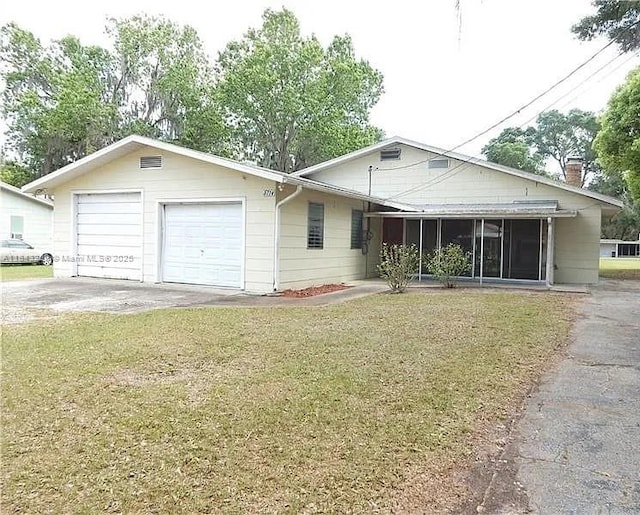 5714 19th St, Zephyrhills, FL 33542 - photo 1