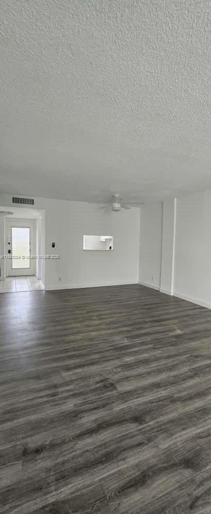 2998 NW 48th Ter Unit 428, Lauderdale Lakes, FL 33313 - photo 1