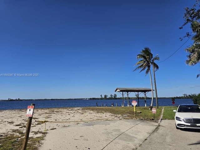 4567 E Riverside Dr, Fort Myers, FL 33905 - photo 3