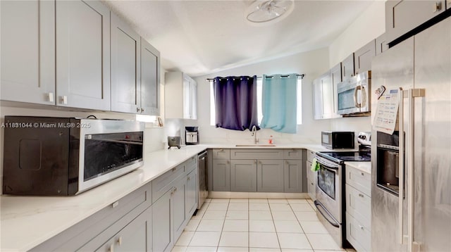 225 NE 175th St, North Miami Beach, FL 33162 - photo 2