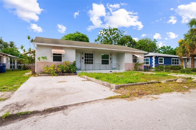 131 W 35th St, Riviera Beach, FL 33404 - photo 2