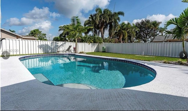 750 SW 158th Ter, Sunrise, FL 33326 - photo 4