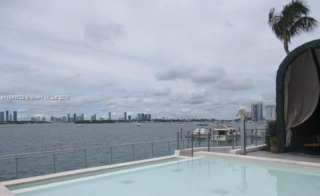 1100 W Ave Unit 703, Miami Beach, FL 33139 - photo 10