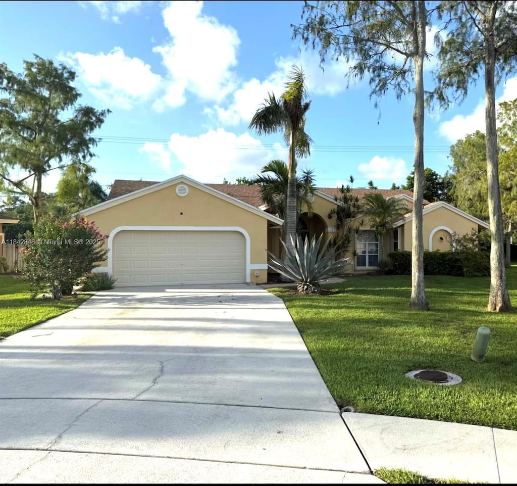104 Oxford Ct, Royal Palm Beach, FL 33411 - photo 1