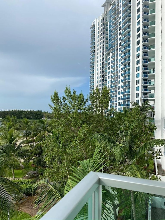 2681 N Flamingo Rd Unit 402S, Sunrise, FL 33323 - photo 8