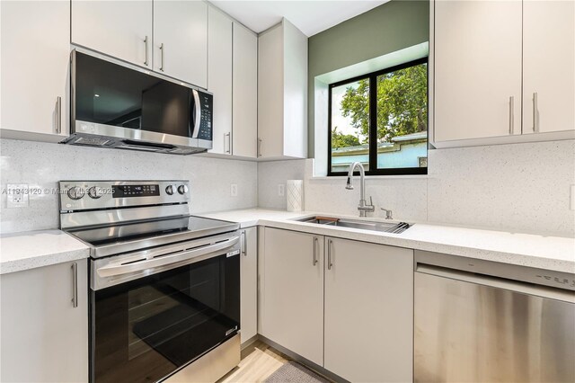 310 SW 31st Ct, Miami, FL 33135 - photo 5