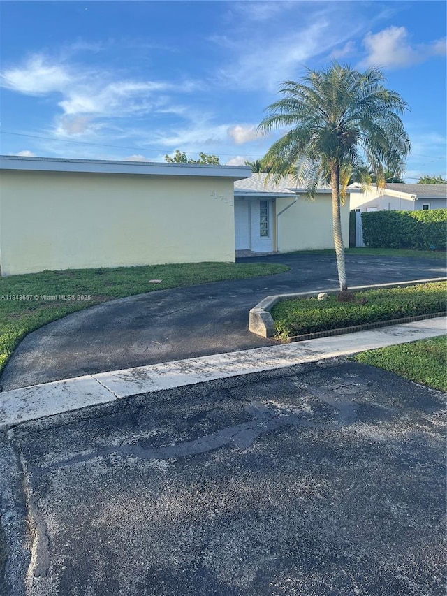 11711 NW 29th St, Sunrise, FL 33323 - photo 2