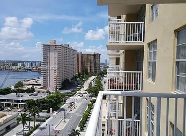 231 174th St Unit 1611, Sunny Isles Beach, FL 33160 - photo 1