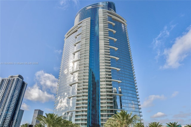 851 NE 1st Ave Unit 2901, Miami, FL 33132 - photo 63