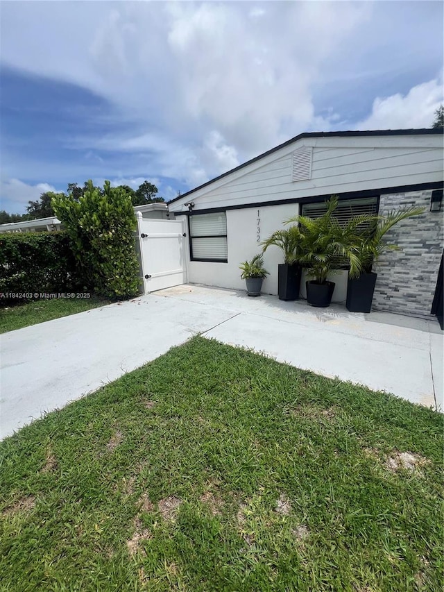 1732 NE 175th St, North Miami Beach, FL 33162 - photo 1