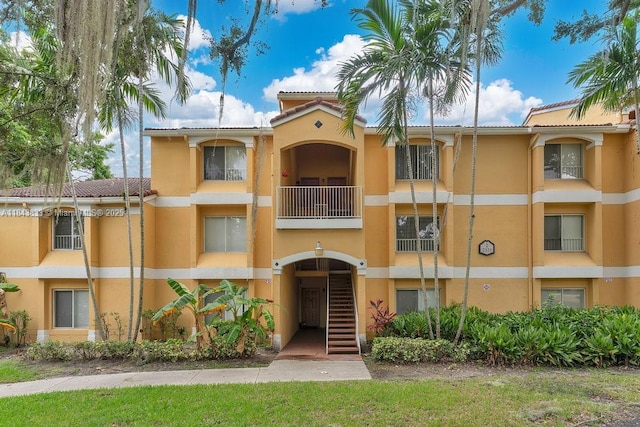 2321 NW 33rd St Unit 215, Oakland Park, FL 33309 - photo 1