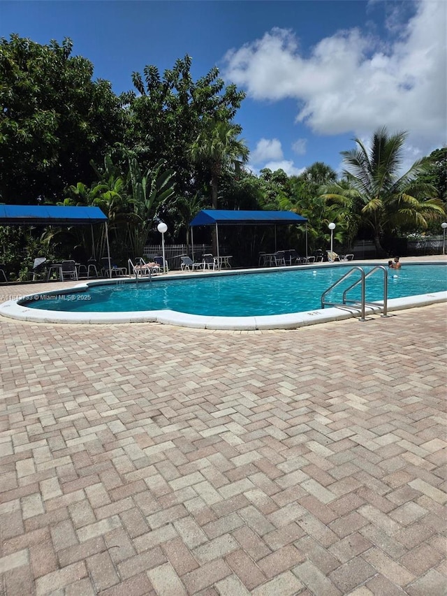 4350 Hillcrest Dr Unit 716, Hollywood, FL 33021 - photo 21