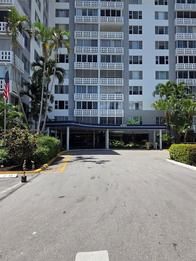 4350 Hillcrest Dr Unit 716, Hollywood, FL 33021 - photo 23