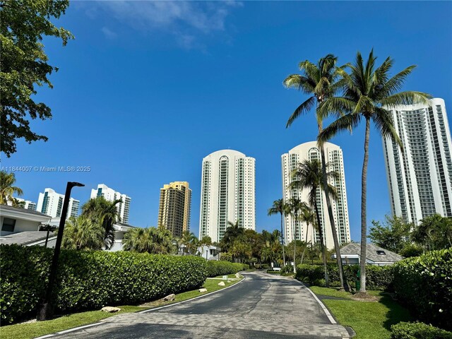 325 Poinciana Dr Unit 905, Sunny Isles Beach, FL 33160 - photo 81