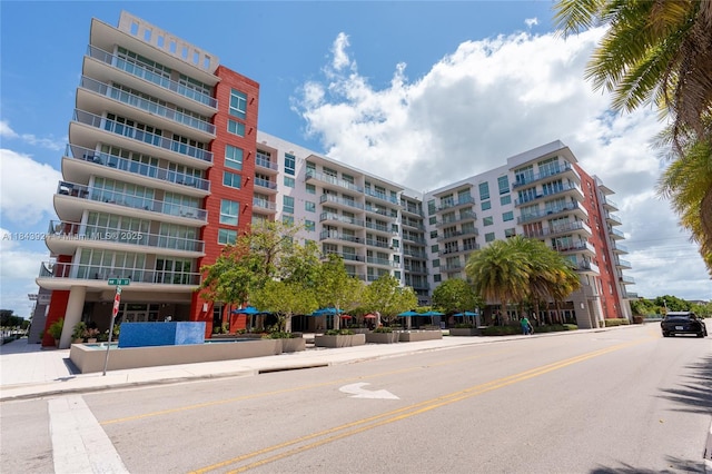 7825 NW 107 Unit 819, Doral, FL 33178 - photo 1
