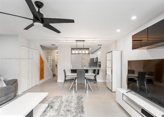 700 SE 14th St Unit J, Fort Lauderdale, FL 33316 - photo 2