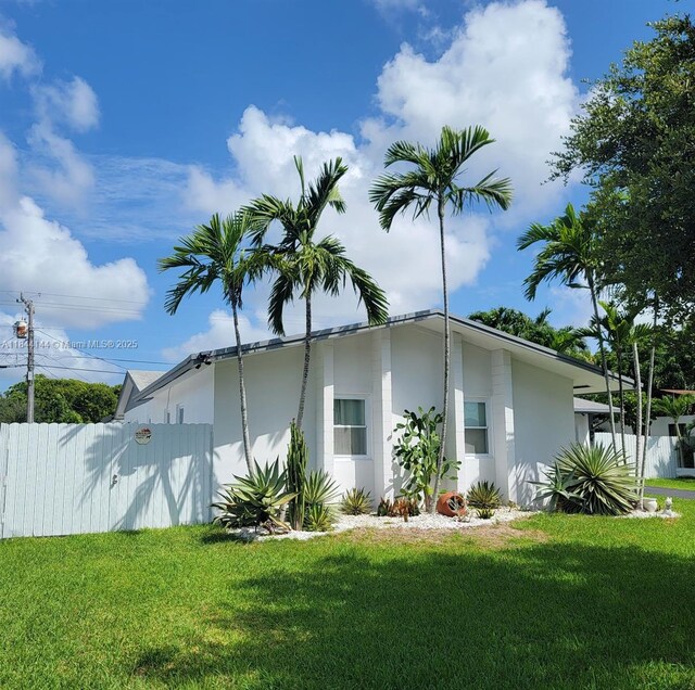 19610 Lenaire Dr, Cutler Bay, FL 33157 - photo 3