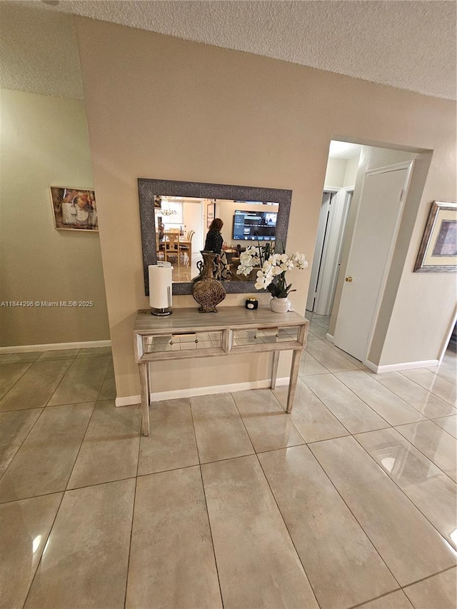 609 S Crescent Dr, Hollywood, FL 33021 - photo 4