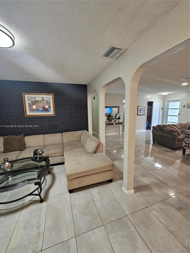 609 S Crescent Dr, Hollywood, FL 33021 - photo 5