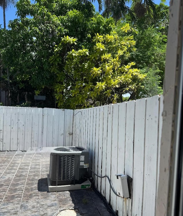 1180 W 42nd Pl Unit 1, Hialeah, FL 33012 - photo 21