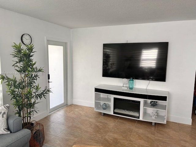6900 SW 3rd St, Pembroke Pines, FL 33023 - photo 2