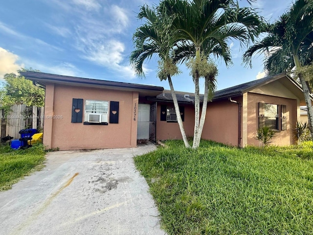 10376 Oliver Ln, Royal Palm Beach, FL 33411 - photo 1
