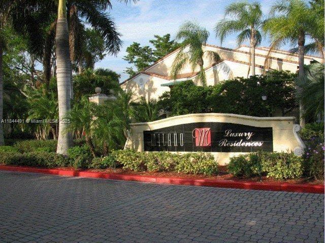 1733 Village Blvd Unit 108, West Palm Beach, FL 33409 - photo 1