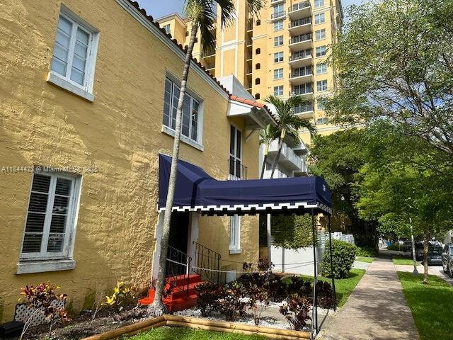126 Mendoza Ave Unit 3, Coral Gables, FL 33134 - photo 2