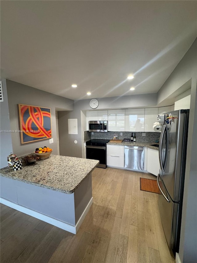 2150 Sans Souci Blvd Unit B1611, North Miami, FL 33181 - photo 2