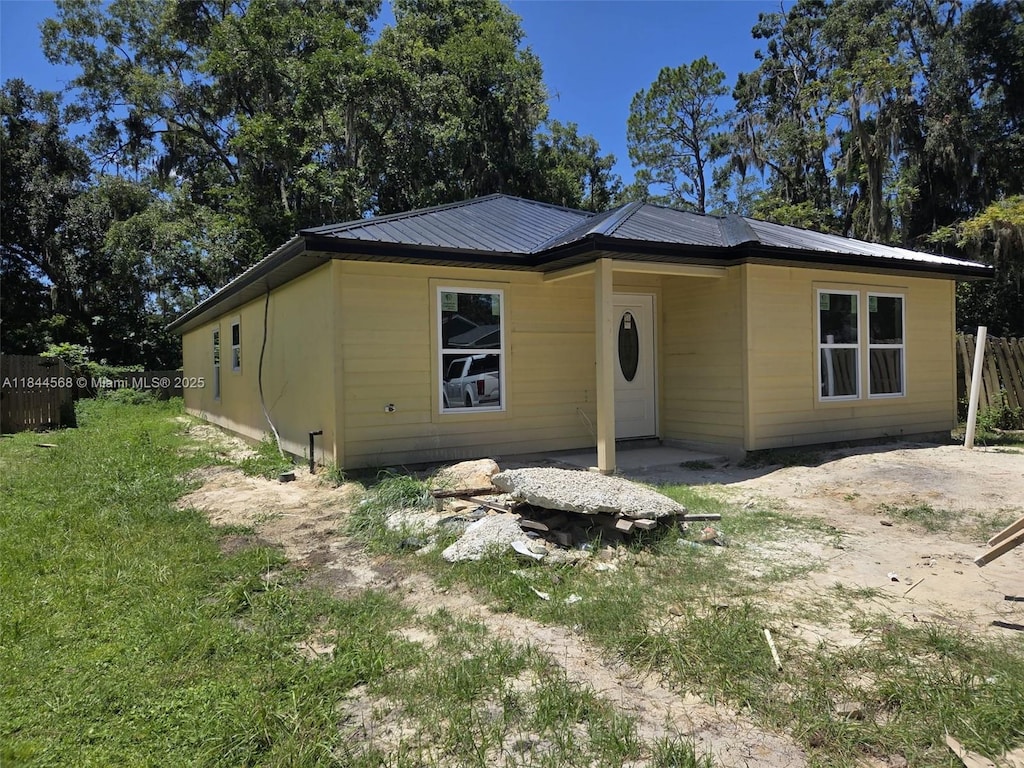 1523 NE 1st Ave, Gainesville, FL 32641 - photo 1