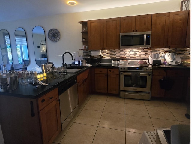 7406 NW 108th Path, Doral, FL 33178 - photo 9