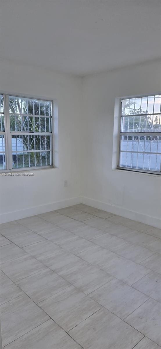 699 W 14th St, Hialeah, FL 33010 - photo 18