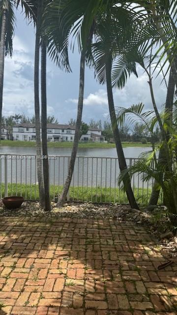 7844 NW 114th Path Unit 7844, Doral, FL 33178 - photo 1