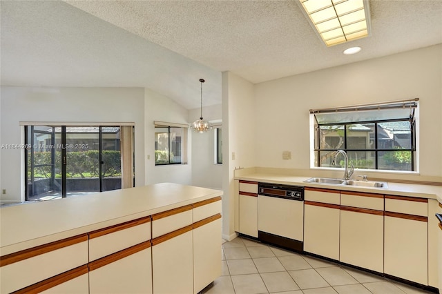 9444 N Chelsea Dr N, Plantation, FL 33324 - photo 13