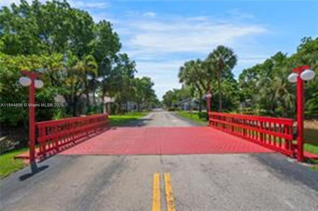 7951 NW 41st Ct, Sunrise, FL 33351 - photo 16