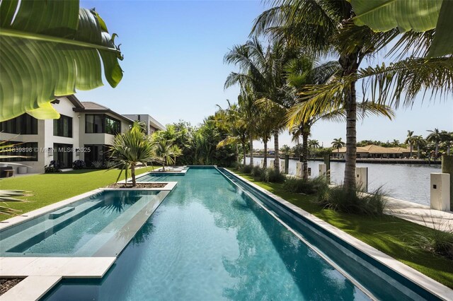 110 Holiday Dr, Hallandale Beach, FL 33009 - photo 49