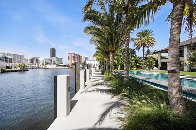 110 Holiday Dr, Hallandale Beach, FL 33009 - photo 51