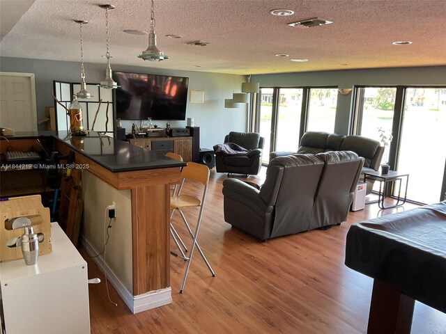 8453 NW 189 Street Rd, Hialeah, FL 33015 - photo 17