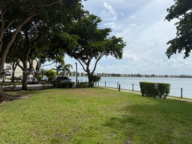 109 Lake Emerald Dr Unit 202, Oakland Park, FL 33309 - photo 3