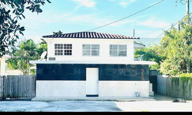 2215 NW 33rd St, Miami, FL 33142 - photo 1