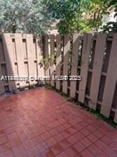 879 NW 81st Way Unit 4, Plantation, FL 33324 - photo 2
