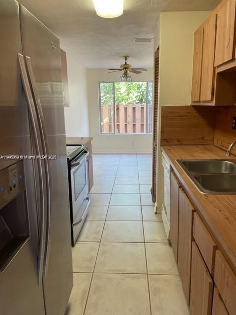 879 NW 81st Way Unit 4, Plantation, FL 33324 - photo 8
