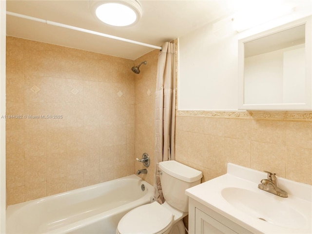 16331 Willow Creek Dr, Miami Lakes, FL 33014 - photo 13